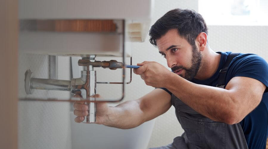 Professional water heater installation services in San Mateo, FL